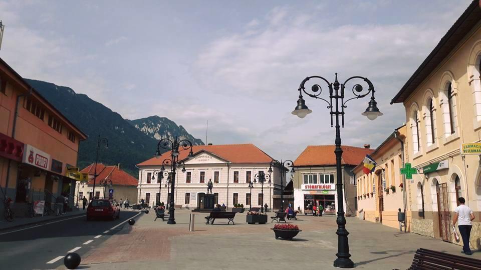 Apartament Zarnesti Luaran gambar